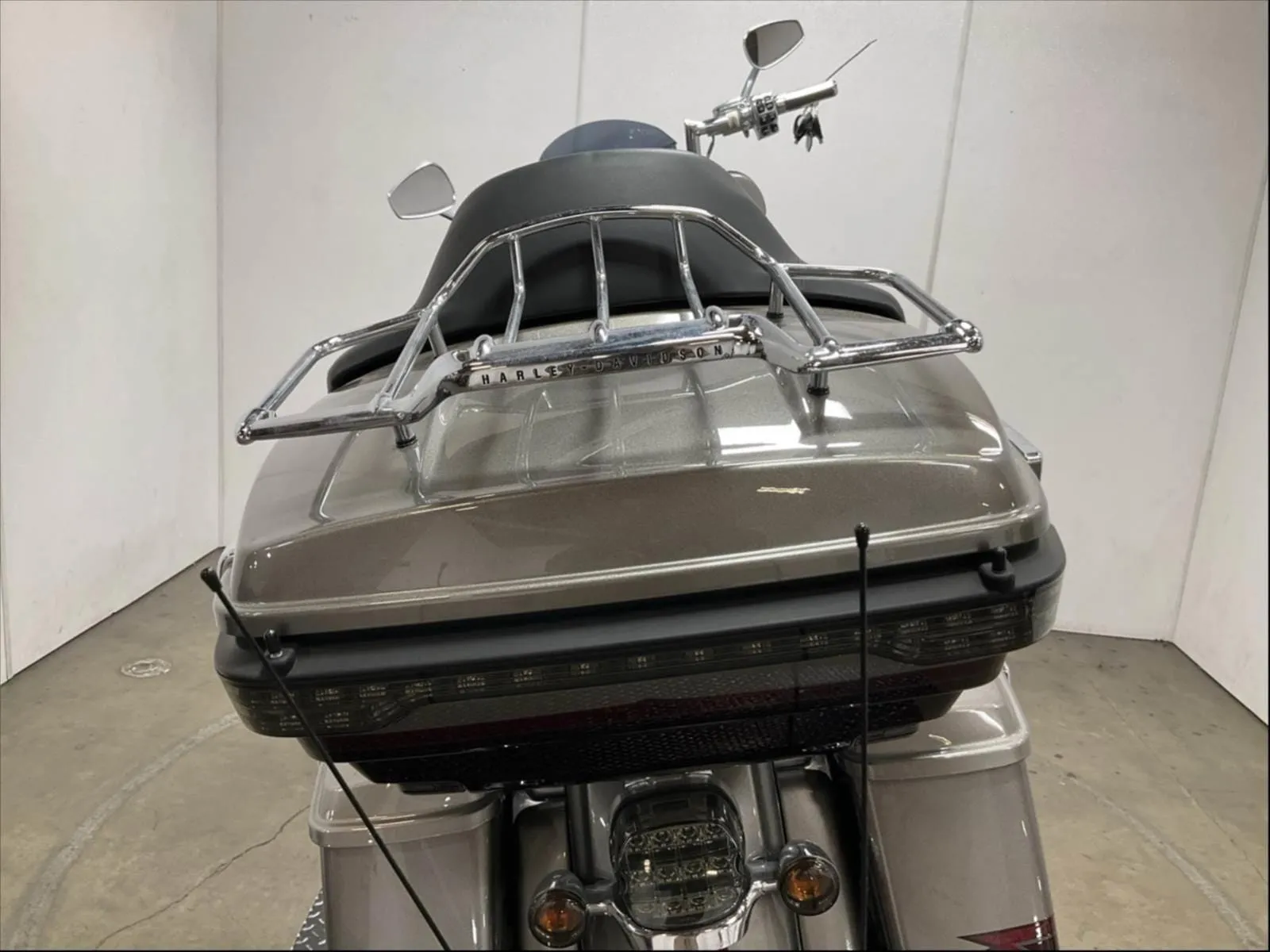 2015 Harley-Davidson CVO™ Screamin' Eagle Ultra Classic Limited FLHTKSE 110" Low Miles, Apes, and Detachable Tourpak $19,995 (In Transit)