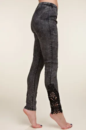 Crochet Lace Rhinestone Detail Legging