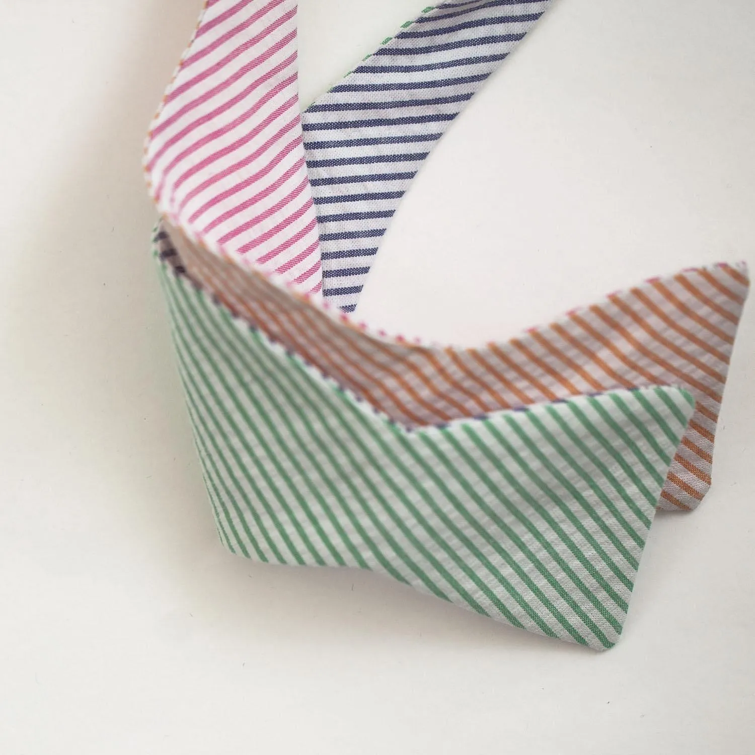 Henning | *Magic Bow Tie* |  4-tone Seersucker