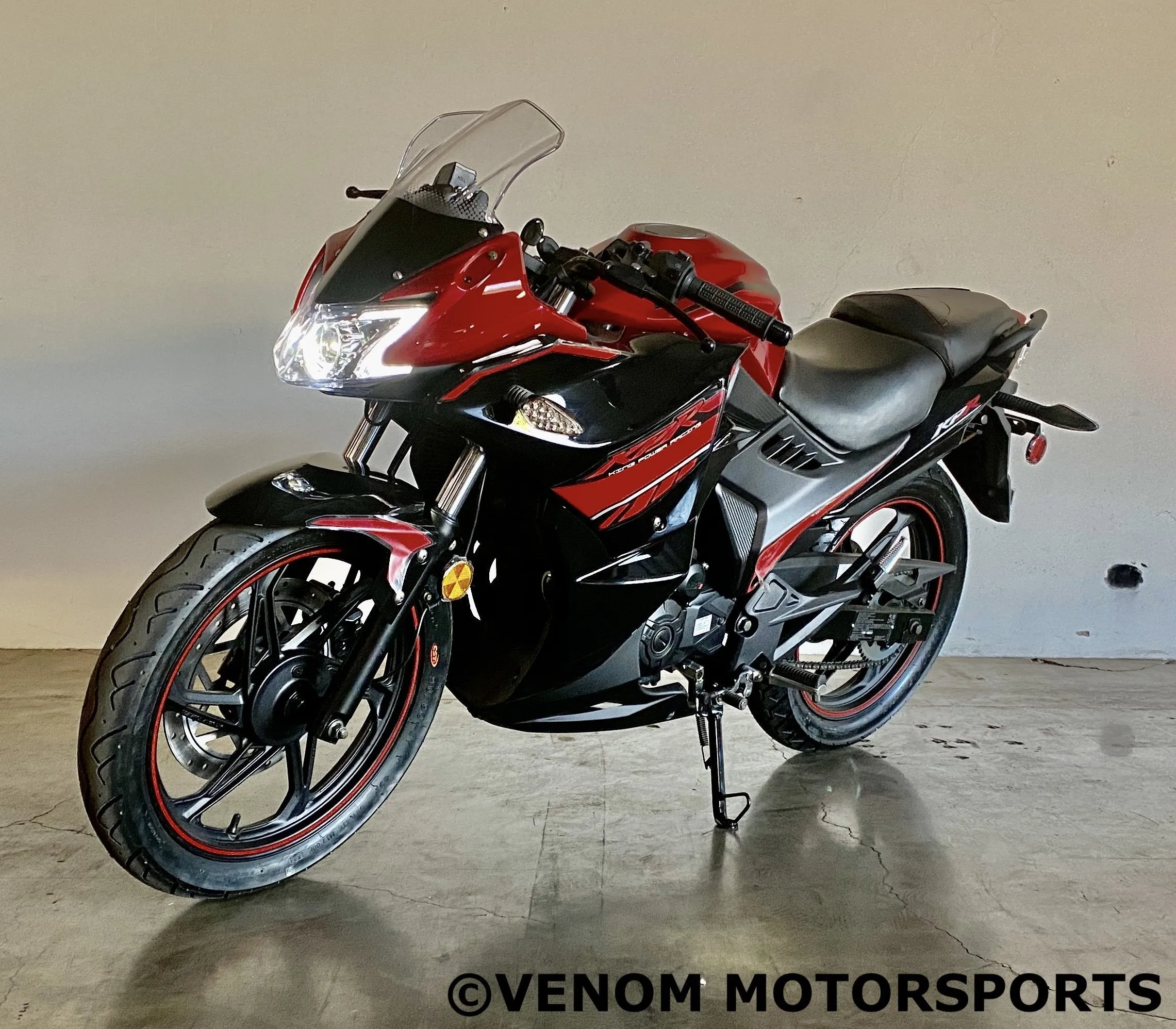 Lifan KPR 200 Motorcycle | 200cc EFI | Fuel-Injected LF200-10S | CARB APPROVED