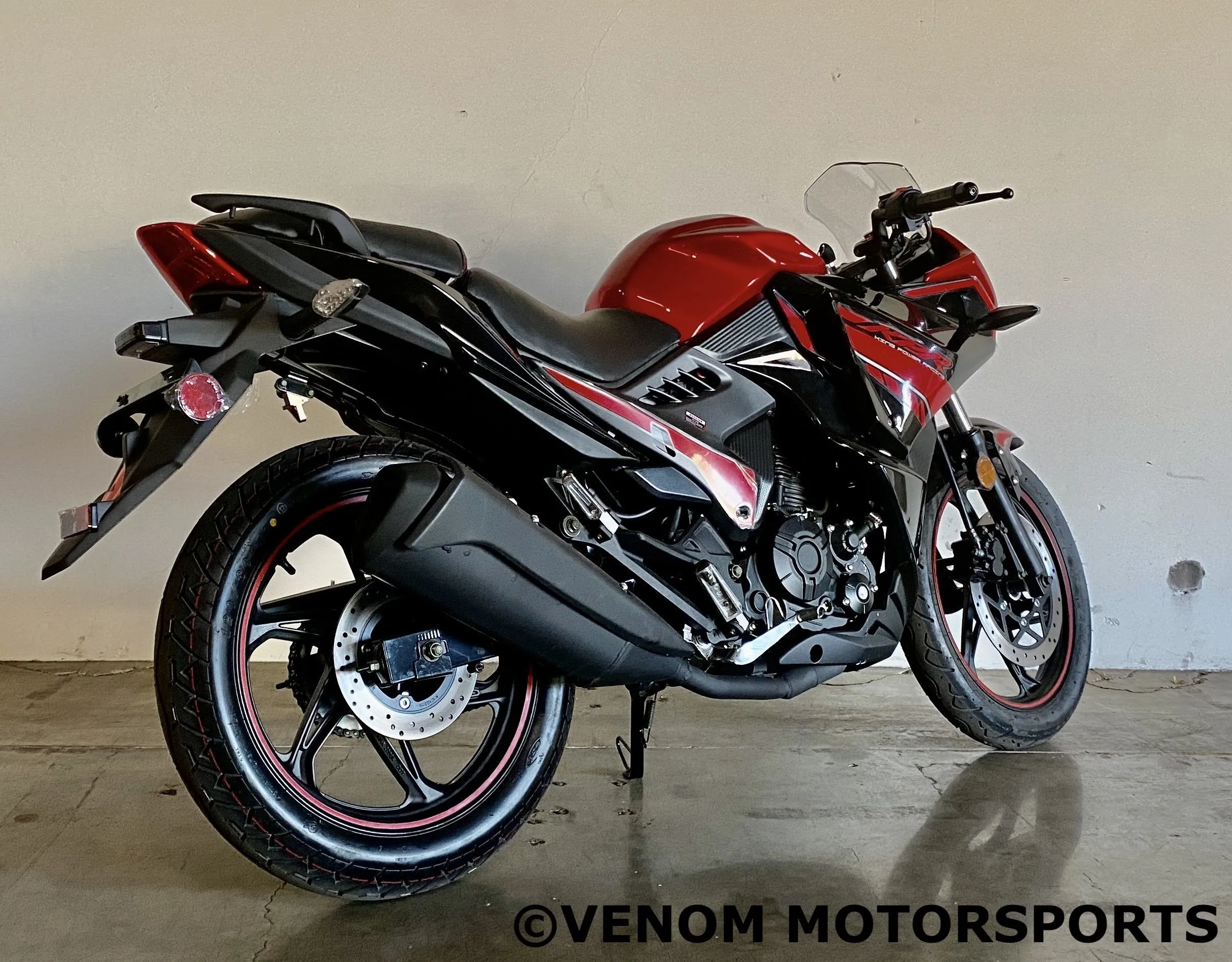 Lifan KPR 200 Motorcycle | 200cc EFI | Fuel-Injected LF200-10S | CARB APPROVED
