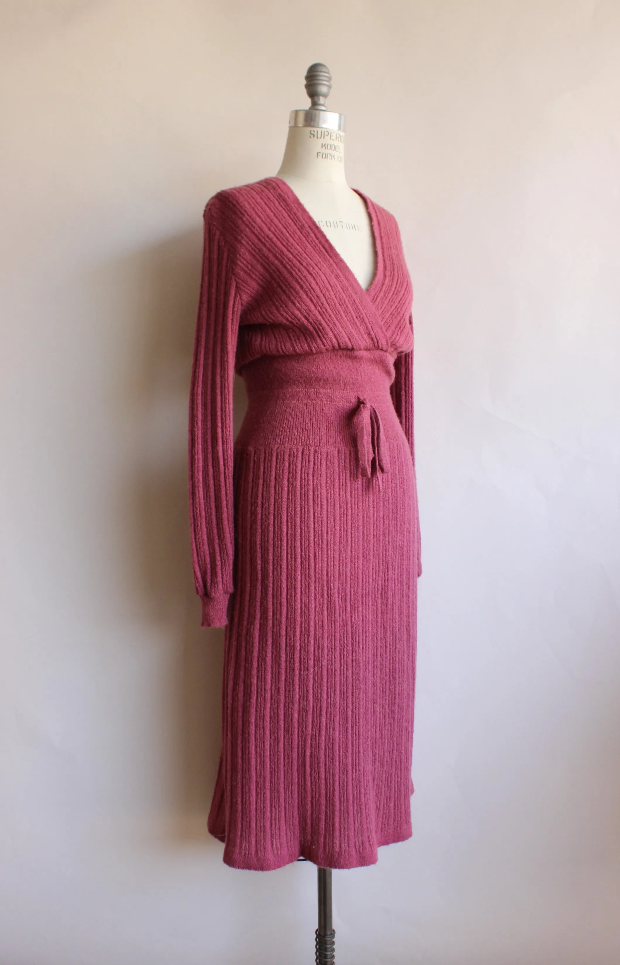 Vintage 1970s Mauve Knitt Dress