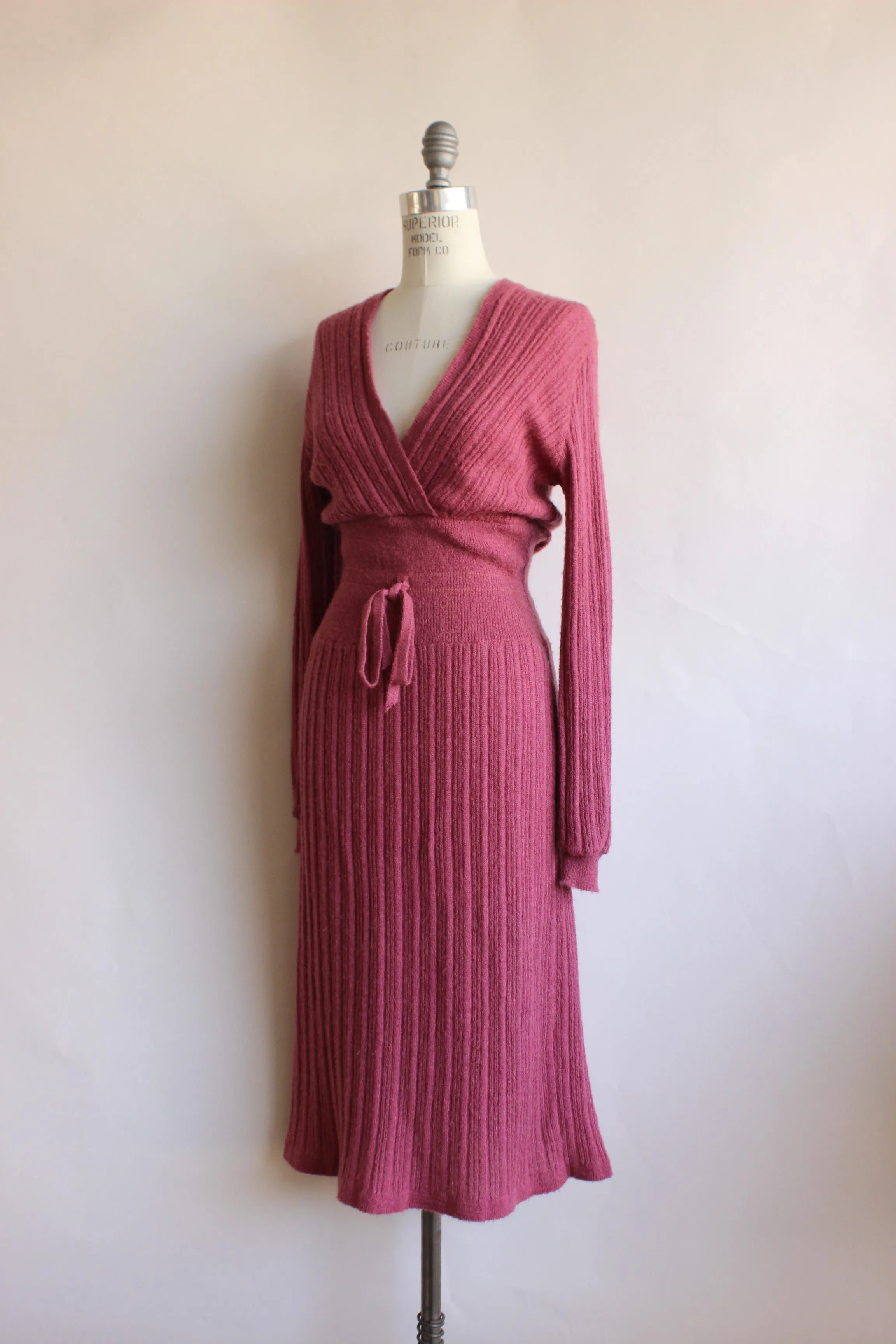 Vintage 1970s Mauve Knitt Dress